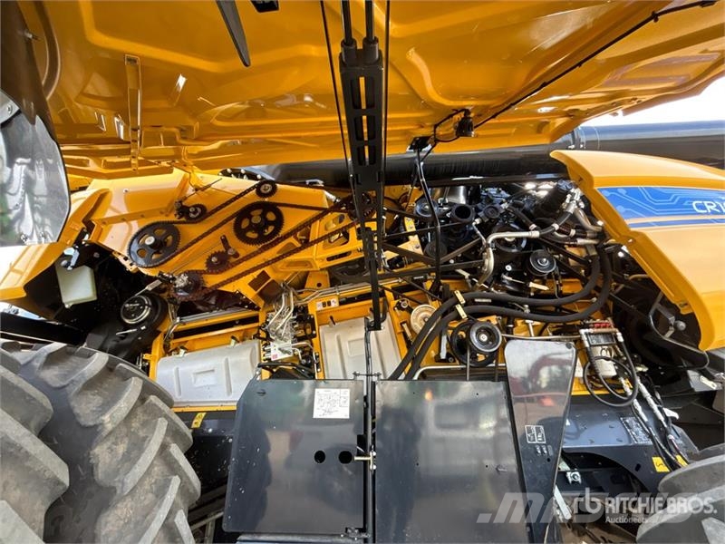 New Holland CR 10.90 Combine Harvester Kombájnok