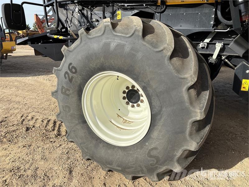 New Holland CR10.90 Combine Harvester Kombajni