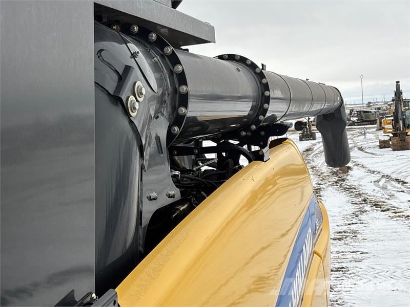 New Holland CR8090 حصادات