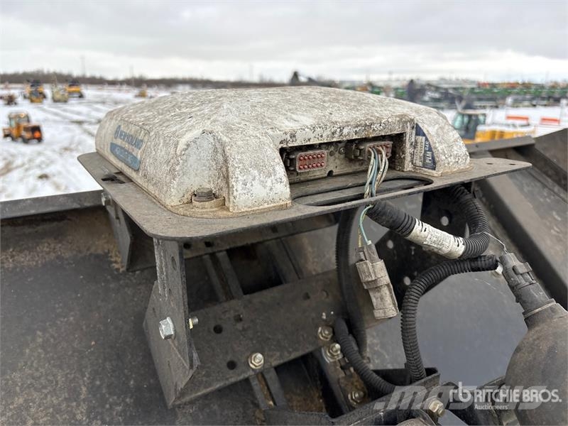 New Holland CR8090 حصادات