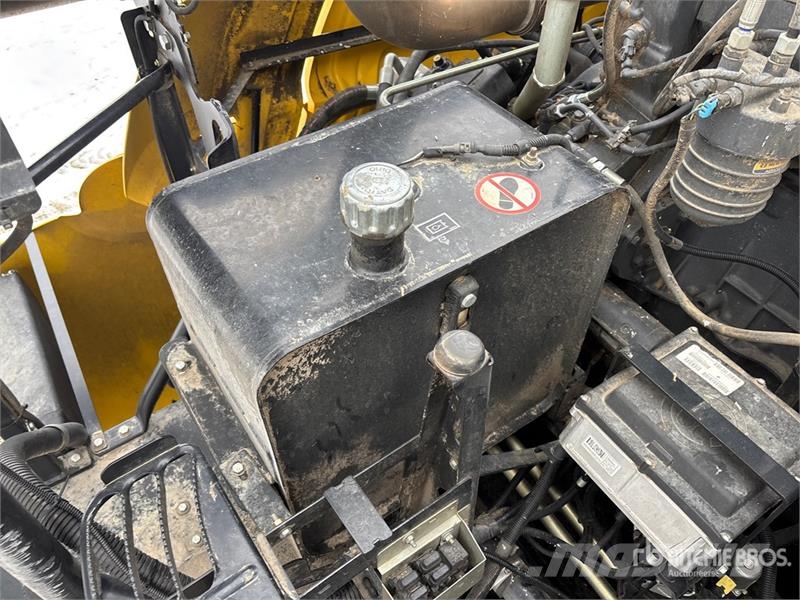 New Holland CR8090 حصادات