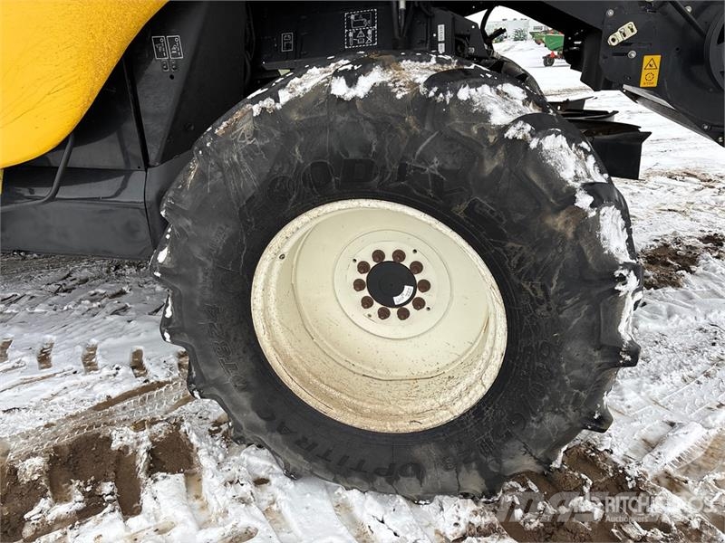 New Holland CR8090 حصادات