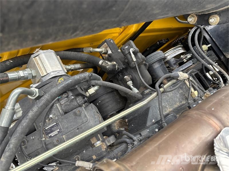 New Holland CR8090 حصادات