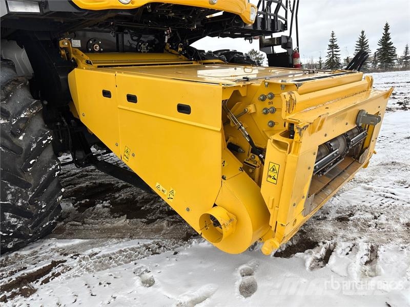 New Holland CR8090 حصادات