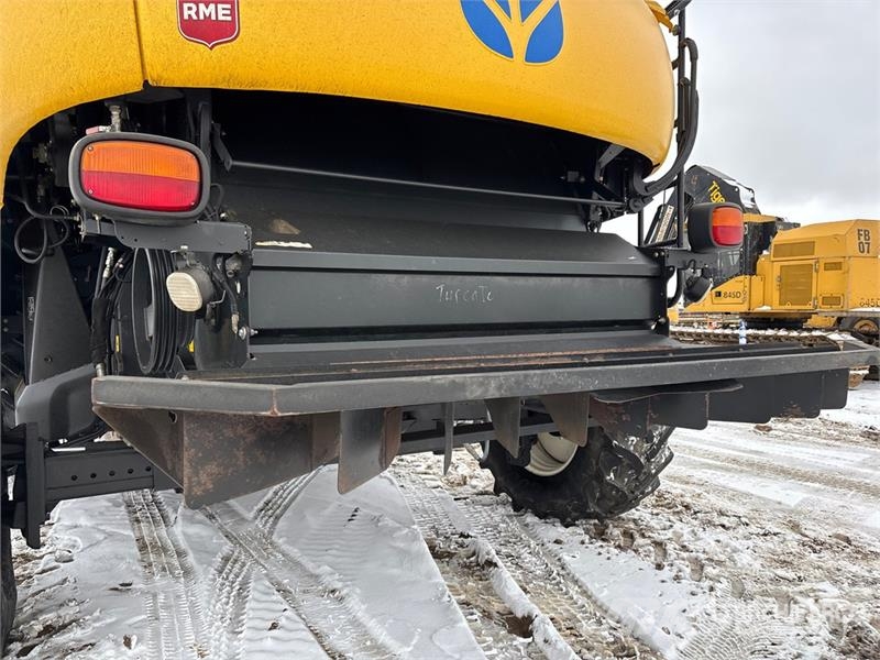 New Holland CR8090 حصادات
