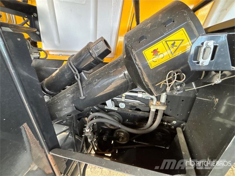 New Holland CR9.90 Combine Harvester Combine de secerat