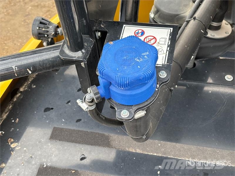 New Holland CR9.90 Combine Harvester Kombájnok