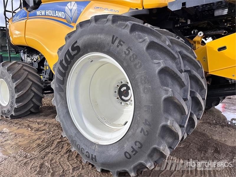 New Holland CR9.90 Combine Harvester Kombájnok