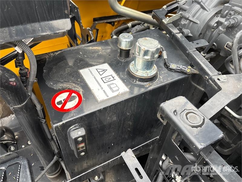 New Holland CR9.90 Combine Harvester Kombájnok