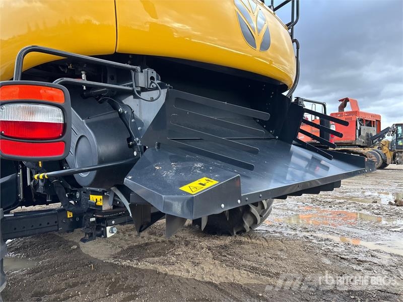New Holland CR9.90 Combine Harvester Kombájnok
