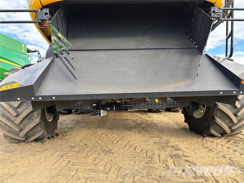 New Holland CR9.90 Combine Harvester Combine de secerat