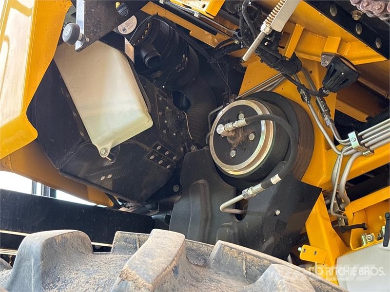 New Holland CR9.90 Combine Harvester Combine de secerat