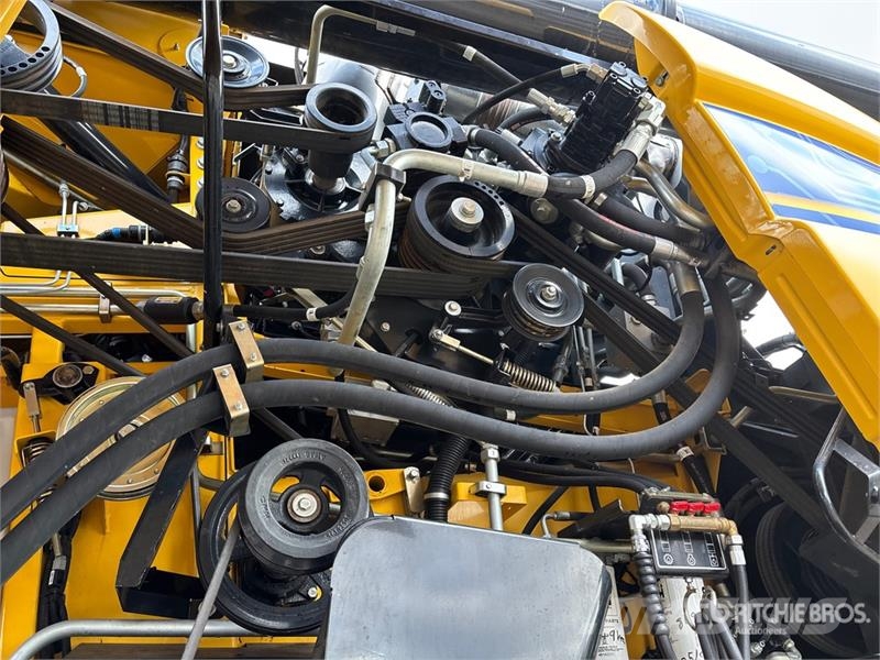 New Holland CR9.90 Revelation Combine Harvester Mejetærskere