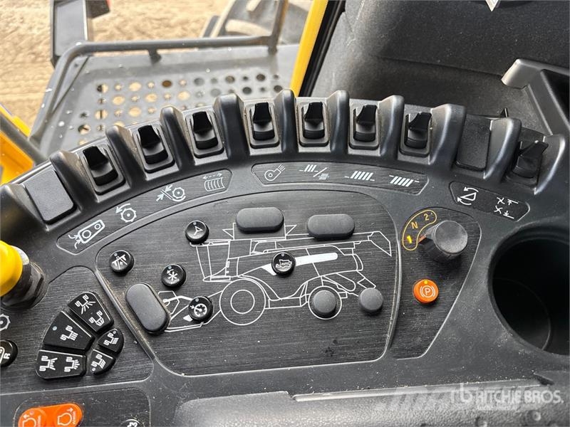 New Holland CR9.90 Revelation Combine Harvester Mejetærskere