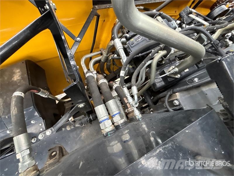 New Holland CR9.90 Revelation Combine Harvester Mejetærskere