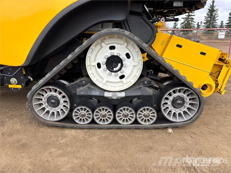 New Holland CR9.90 Revelation Combine Harvester Combine harvesters