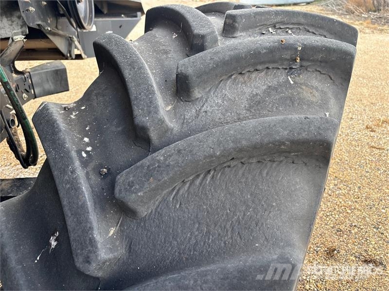 New Holland CR9070 Combine Harvester Kombajni
