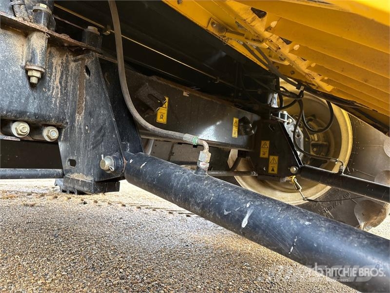 New Holland CR9070 Combine Harvester Kombajni