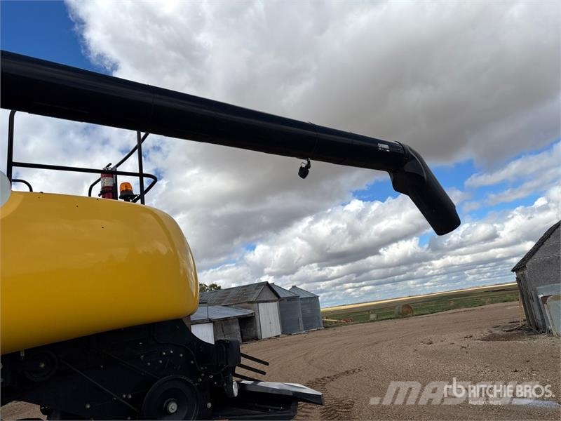 New Holland CR9070 Combine Harvester Kombajni