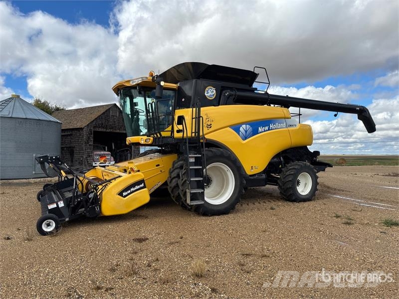 New Holland CR9070 Combine Harvester Kombajni