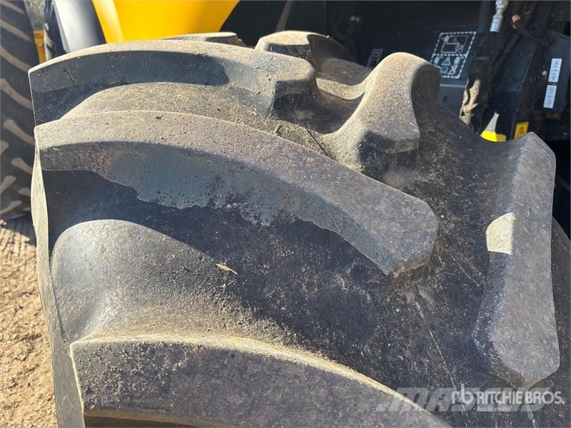 New Holland CR9090 حصادات