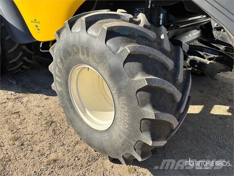 New Holland CR9090 حصادات
