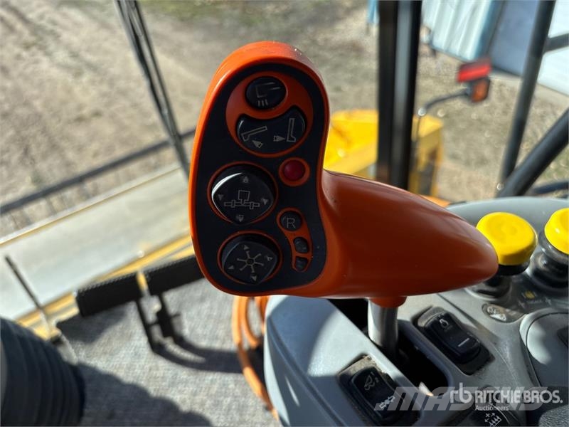 New Holland CR9090 حصادات