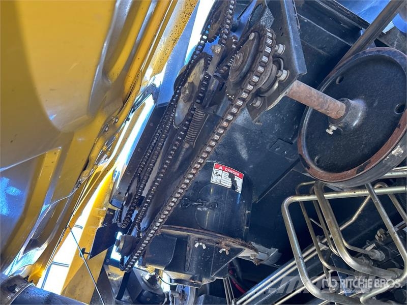 New Holland CR970 حصادات