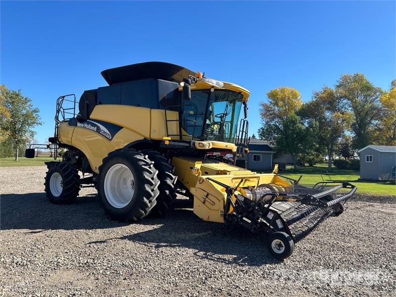 New Holland CR970 حصادات