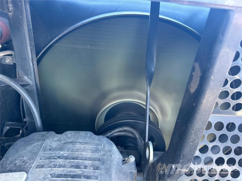 New Holland CR970 حصادات