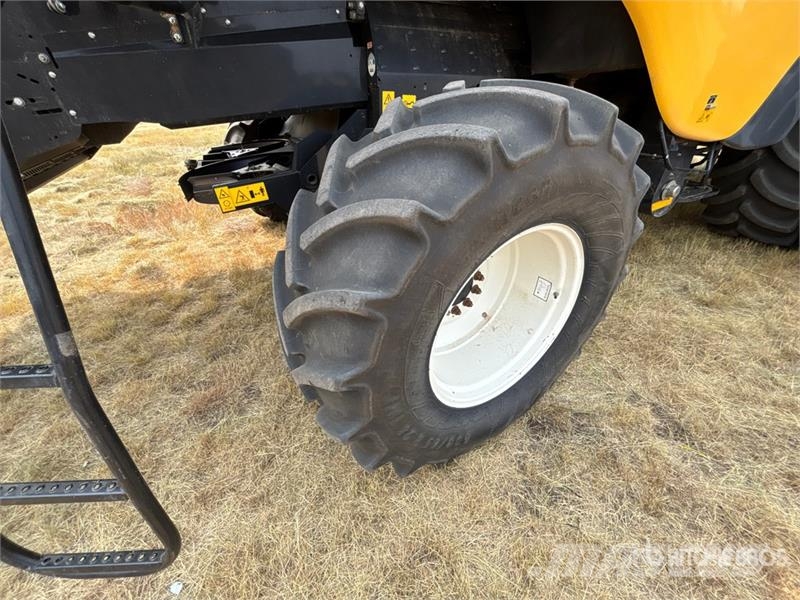 New Holland CX8.80 Combine Harvester حصادات