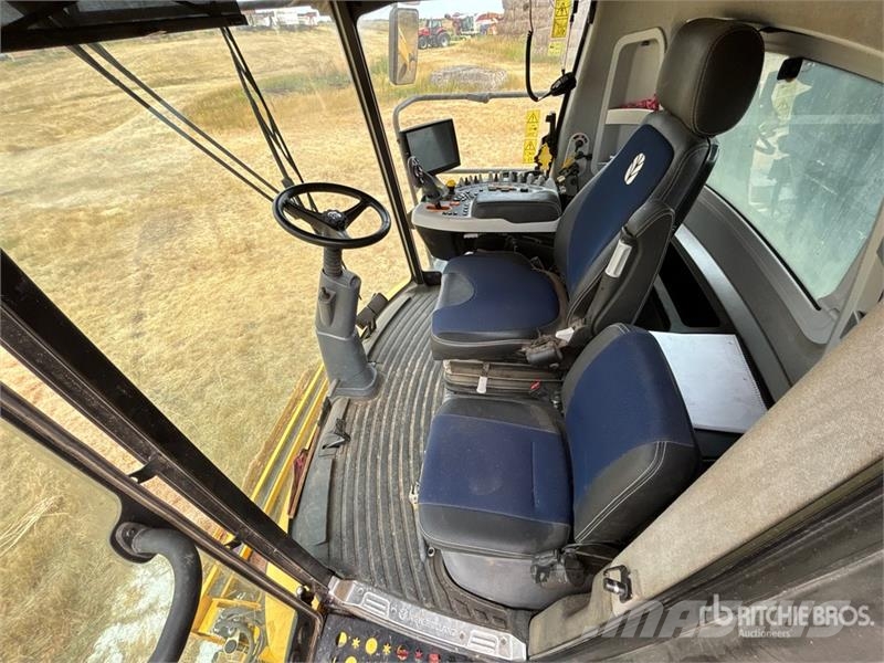 New Holland CX8.80 Combine Harvester حصادات