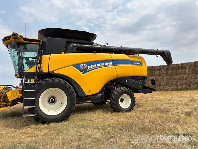 New Holland CX8.80 Combine Harvester حصادات