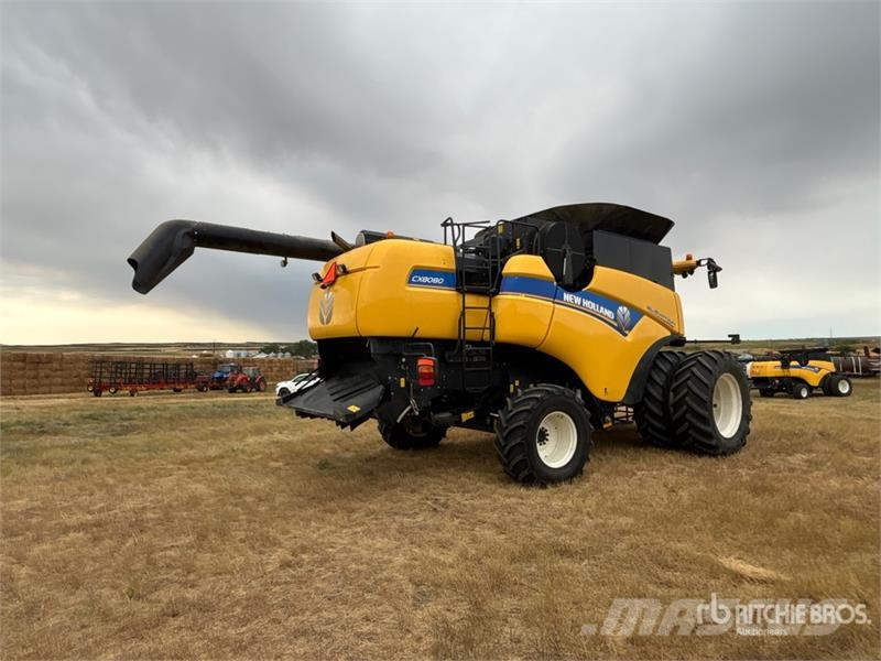 New Holland CX8080 حصادات