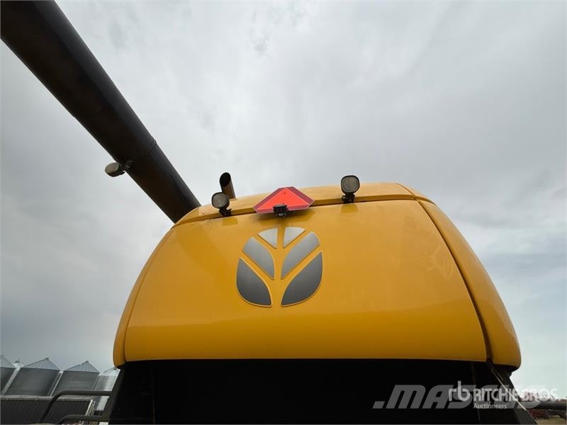 New Holland CX8080 حصادات