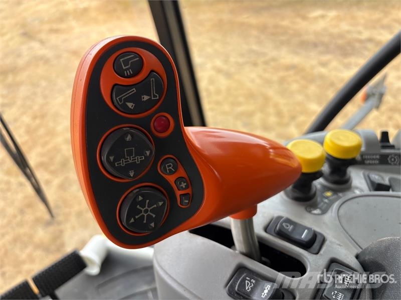 New Holland CX8080 حصادات