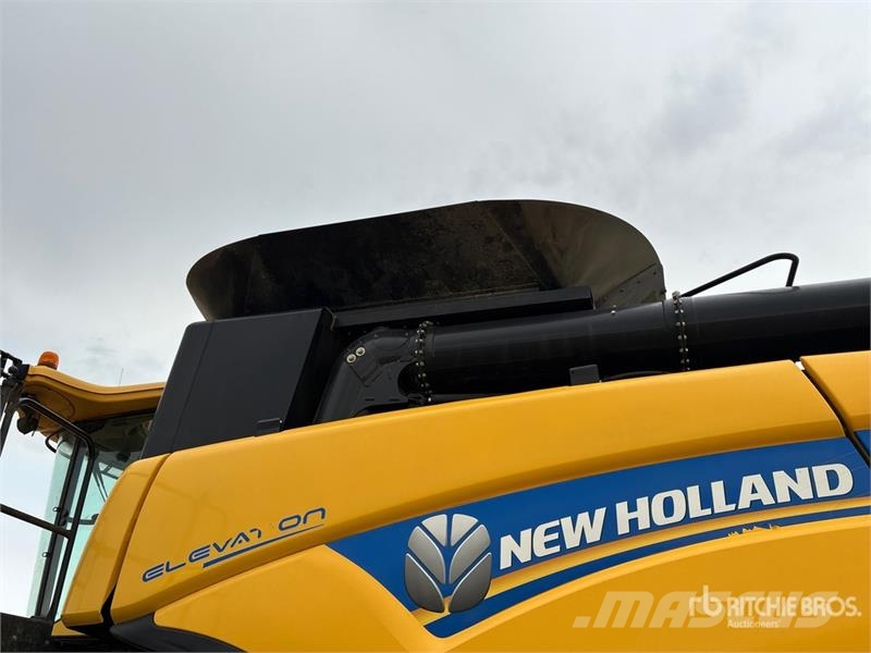 New Holland CX8080 حصادات