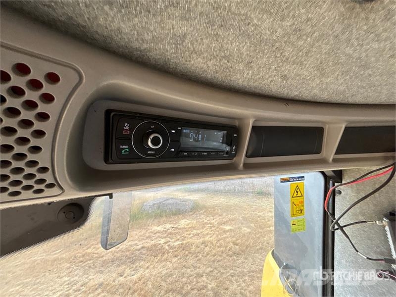 New Holland CX8080 حصادات