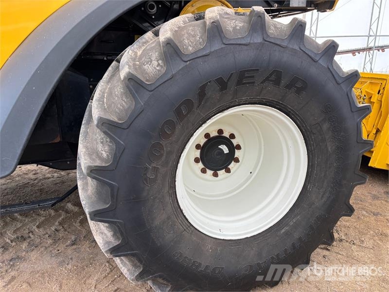 New Holland CX8080 콤바인 수확기