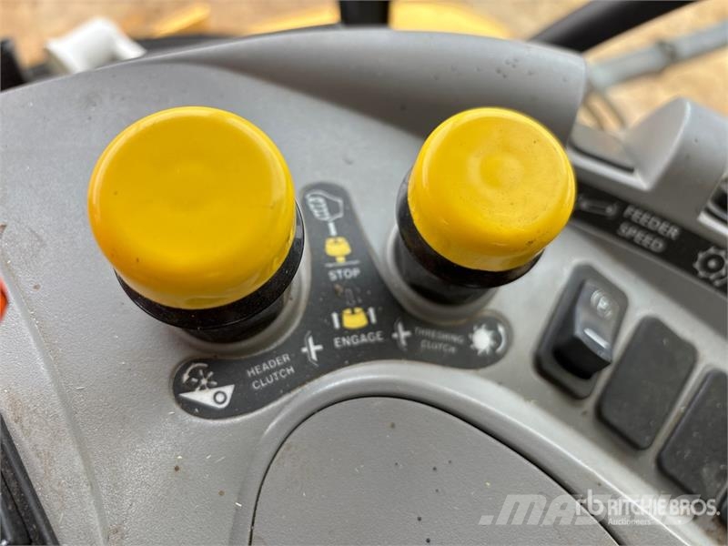New Holland CX8080 حصادات