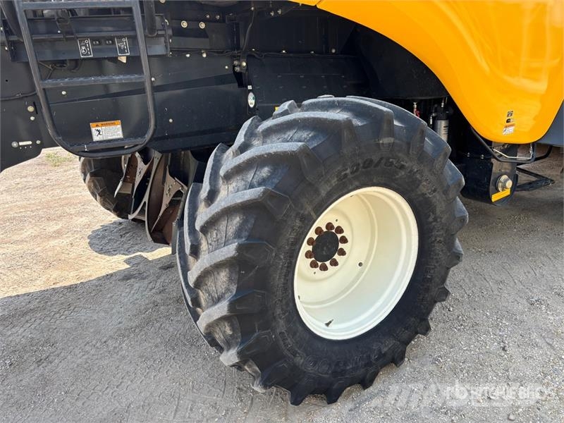 New Holland CX8080 콤바인 수확기