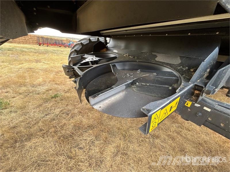 New Holland CX8080 حصادات