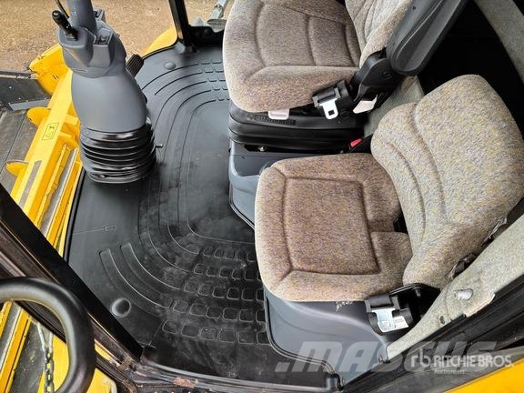 New Holland CX8080 콤바인 수확기