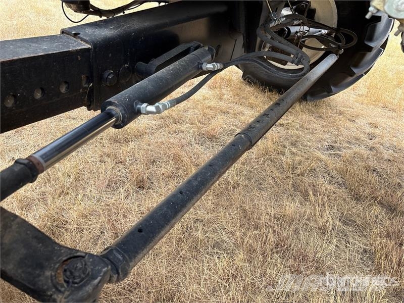 New Holland CX8080 حصادات