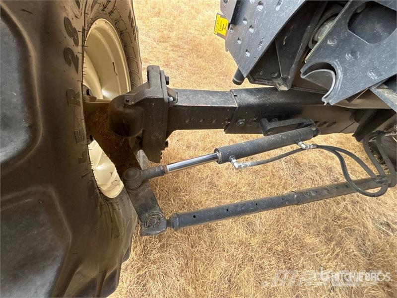 New Holland CX8080 حصادات