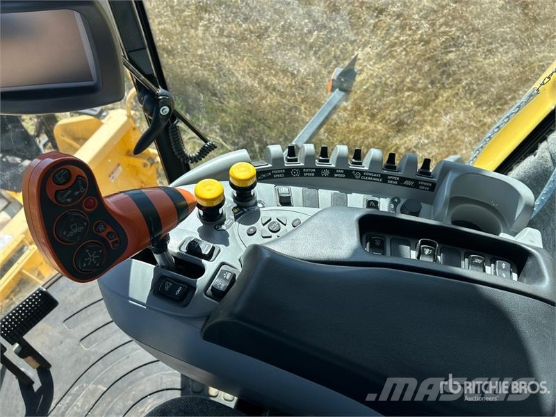 New Holland CX840 Combine Harvester Mähdrescher