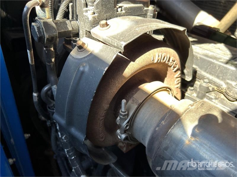 New Holland Gaurdian SP.400F 130 ft 4x4 High Clearance Self-Pr Самоходни пръскачки
