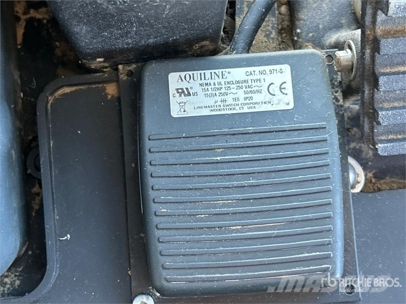 New Holland Gaurdian SP.400F 130 ft 4x4 High Clearance Self-Pr Самоходни пръскачки