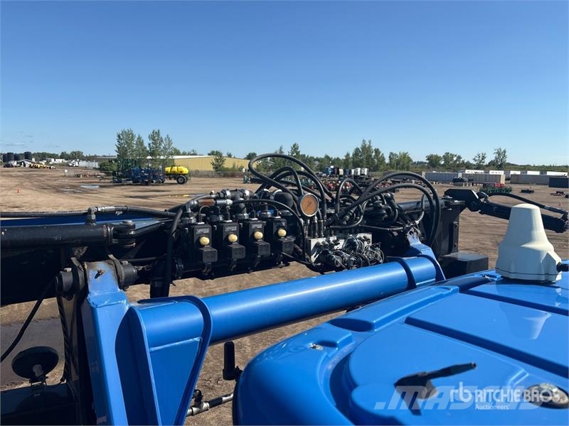 New Holland Guardian SP.240F XP 100 ft 4x4 High Clearance Self Selvkørende sprøjter