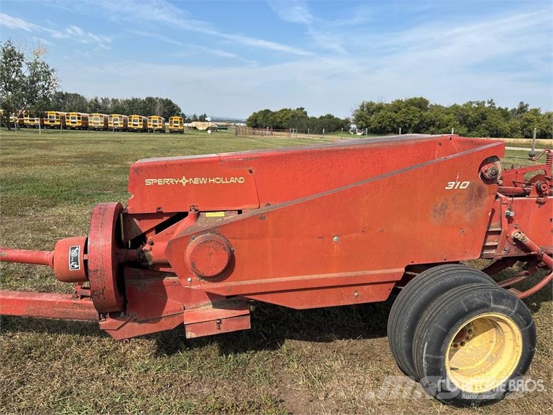New Holland Hayliner 310 Square Baler محزمات مربعة